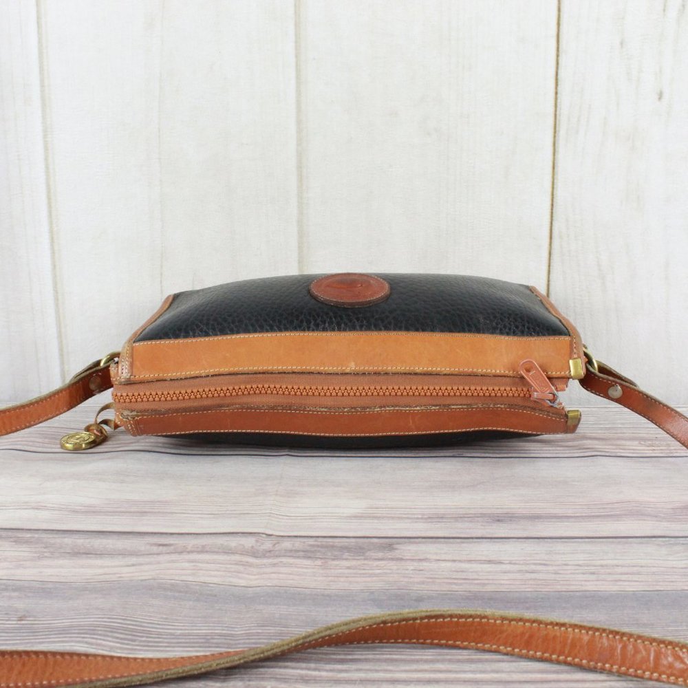 VTG Dooney & Bourke Shoulder Bag Crossbody - Picture 11 of 13